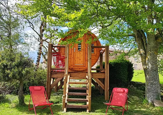 Chambre insolite Le Cynorhodon au gîte L'Arche de Gabriel